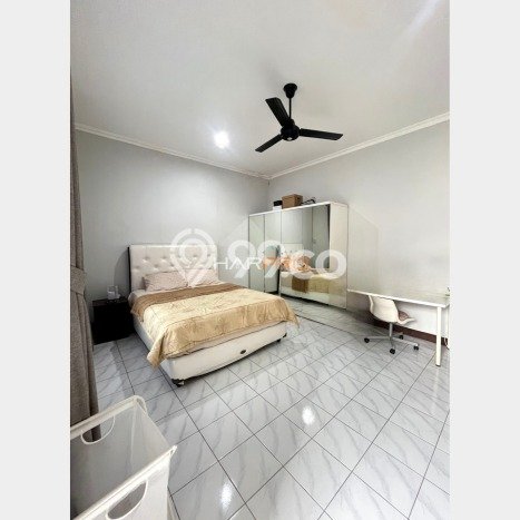 Rumah Luxury Modern Tanpa Renovasi di Pejaten Jakarta Selatan Rumah Luxury Modern Tanpa Renovasi di Pejaten Jakarta Selatan
