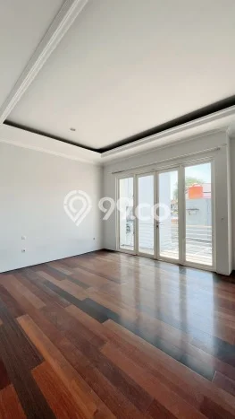 Jual Rumah Mewah Megah Dengan View Eksklusif di Menteng Dalam, Jakarta Selatan Jual Rumah Mewah Megah Dengan View Eksklusif di Menteng Dalam, Jakarta Selatan