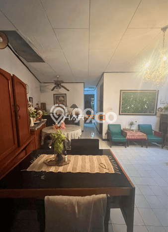 Hunian Mewah Siap Huni LT 561m2 di Pancoran, Jakarta Selatan Hunian Mewah Siap Huni LT 561m2 di Pancoran, Jakarta Selatan