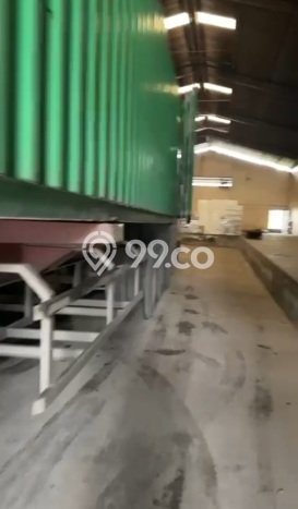 Unit Gudang Disewakan di Kapuk Kamal di Area Ramai & Strategis Unit Gudang Disewakan di Kapuk Kamal di Area Ramai & Strategis