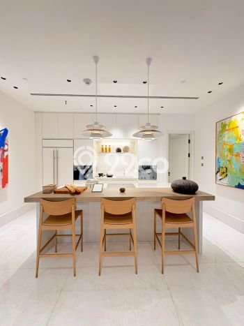 Hunian Apartemen Eksklusif untuk Dijual di Jakarta Selatan dengan 3 BR & 3 Kamar Mandi Hunian Apartemen Eksklusif untuk Dijual di Jakarta Selatan dengan 3 BR & 3 Kamar Mandi