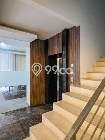 Unit Kantor Dijual di Kebayoran Baru Jakarta Selatan Luas Tanah 596m2, Luas Bangunan 1300m2 Unit Kantor Dijual di Kebayoran Baru Jakarta Selatan Luas Tanah 596m2, Luas Bangunan 1300m2