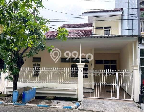 Hunian Cantik Modern Lb 140m2 di Rungkut, Surabaya Hunian Cantik Modern Lb 140m2 di Rungkut, Surabaya