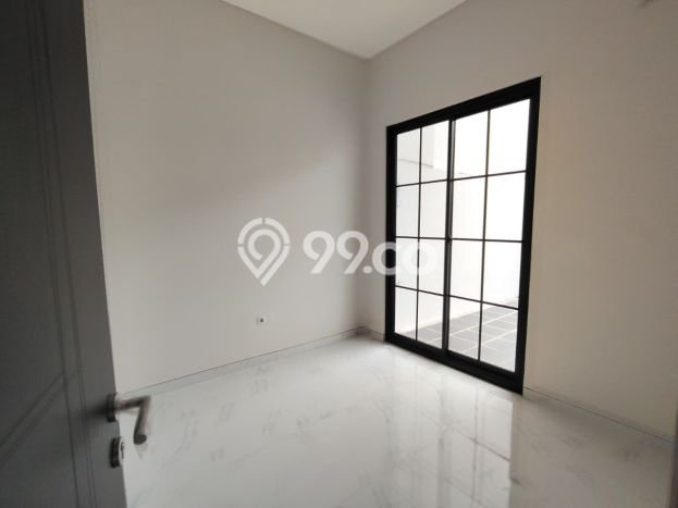 Dijual Rumah 4 Kamar Lokasi Strategis Bagus dan Strategis di Kenjeran Dijual Rumah 4 Kamar Lokasi Strategis Bagus dan Strategis di Kenjeran