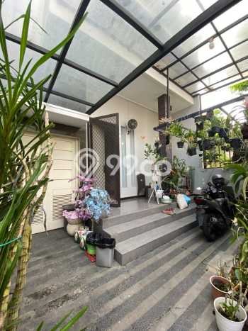 Rumah Minimalis 3 Kamar LT 91m2 di Pakuwon Indah Rumah Minimalis 3 Kamar LT 91m2 di Pakuwon Indah