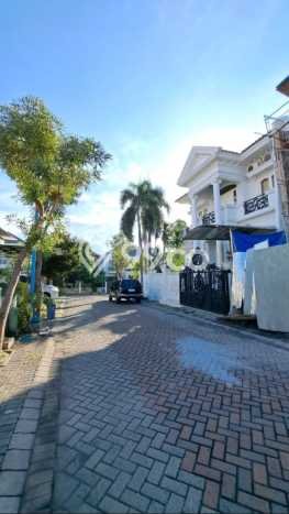 Rumah Luxury Modern Tanpa Renovasi di Citraland Surabaya Rumah Luxury Modern Tanpa Renovasi di Citraland Surabaya