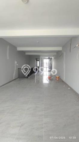 Unit Komersial Disewakan di Surabaya Area Strategis Harga Kompetitif Unit Komersial Disewakan di Surabaya Area Strategis Harga Kompetitif