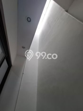 For Sale! Luxury House LT 72m2 Desain Modern di Pakuwon City For Sale! Luxury House LT 72m2 Desain Modern di Pakuwon City