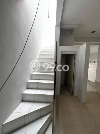 Dijual Rumah Premium dengan Fasilitas Sekitar Komplit di Pesanggrahan, Jakarta Selatan Dijual Rumah Premium dengan Fasilitas Sekitar Komplit di Pesanggrahan, Jakarta Selatan