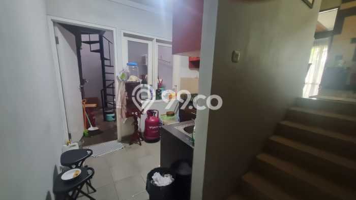 Ready to Use! Premium House LT 254m2 Desain Modern di Bintaro Ready to Use! Premium House LT 254m2 Desain Modern di Bintaro