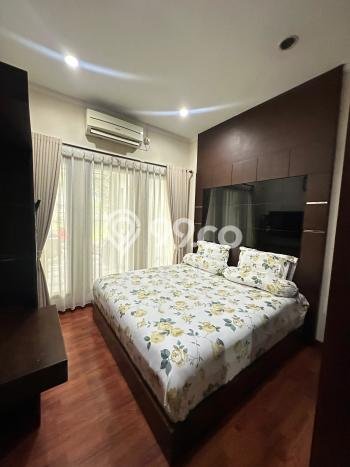 Disewakan! Rumah 3 Kamar Tidur &
2 Kamar Mandi di Bintaro, Tangerang Selatan Disewakan! Rumah 3 Kamar Tidur &
2 Kamar Mandi di Bintaro, Tangerang Selatan