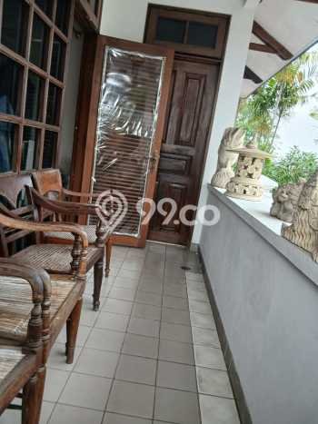 Rumah Elit Modern Tanpa Renovasi di Bintaro Tangerang Selatan Rumah Elit Modern Tanpa Renovasi di Bintaro Tangerang Selatan