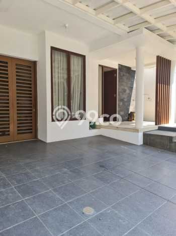 Rumah sewa siap huni 4 KT di Bintaro, Tangerang Selatan Rumah sewa siap huni 4 KT di Bintaro, Tangerang Selatan