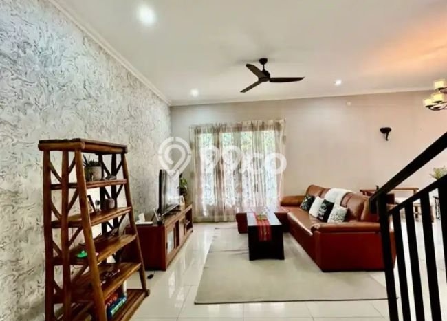 Rumah Elit LB 320m2 Siap Pakai Desain Elegan di Lebak Bulus, Jakarta Selatan Rumah Elit LB 320m2 Siap Pakai Desain Elegan di Lebak Bulus, Jakarta Selatan