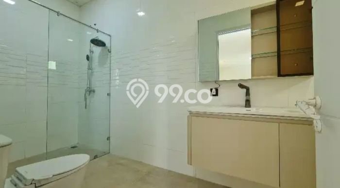 Rumah Luxury Modern Tanpa Renovasi di BSD Tangerang Rumah Luxury Modern Tanpa Renovasi di BSD Tangerang