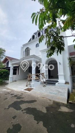 Rumah Elit Modern Siap Huni di Bintaro Tangerang Selatan Rumah Elit Modern Siap Huni di Bintaro Tangerang Selatan
