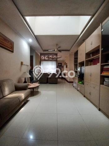 Dijual Cepat Rumah Favorit Siap Huni LB 250m2 di Cinere, Depok Dijual Cepat Rumah Favorit Siap Huni LB 250m2 di Cinere, Depok