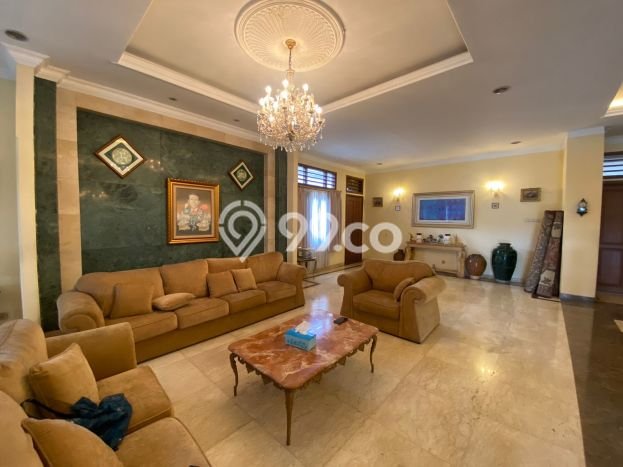 Dijual Rumah Mewah Megah Dengan View Cantik di Bintaro, Jakarta Selatan Dijual Rumah Mewah Megah Dengan View Cantik di Bintaro, Jakarta Selatan