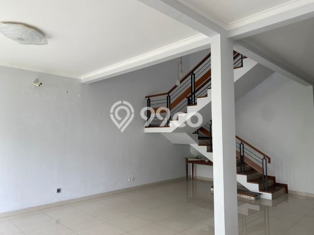 For Sale! Luxury House LT 350m2 Desain Elegan di Bintaro For Sale! Luxury House LT 350m2 Desain Elegan di Bintaro