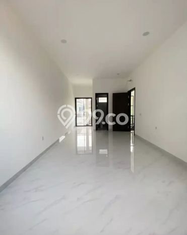 Hunian Mewah Siap Huni LT 204m2 di BSD, Tangerang Selatan Hunian Mewah Siap Huni LT 204m2 di BSD, Tangerang Selatan