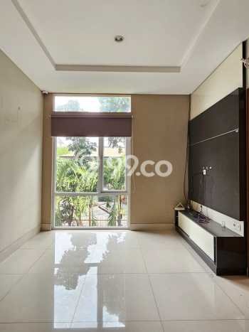 Dijual Rumah Mewah Megah Dengan View Eksklusif di Pondok Indah, Jakarta Selatan Dijual Rumah Mewah Megah Dengan View Eksklusif di Pondok Indah, Jakarta Selatan