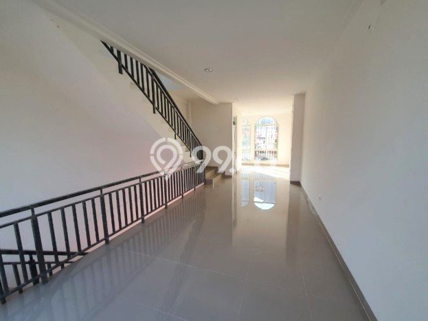 Ruko Dijual di Prime Area Jakarta Utara Luas 202m2 Ruko Dijual di Prime Area Jakarta Utara Luas 202m2