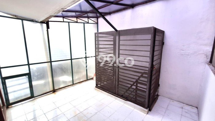 Rumah Modern Minimalis 4 Kamar Bisa Langsung Pindah di Kelapa Gading Rumah Modern Minimalis 4 Kamar Bisa Langsung Pindah di Kelapa Gading