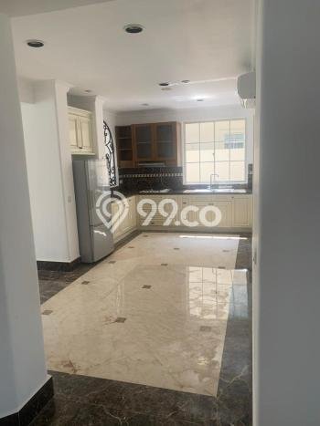 Sewa Rumah Harga Terjangkau di Lippo Karawaci Tangerang Punya 5 Kamar Tidur Sewa Rumah Harga Terjangkau di Lippo Karawaci Tangerang Punya 5 Kamar Tidur