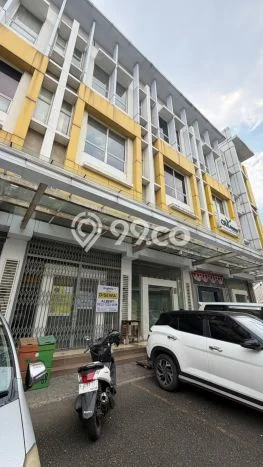 Ruko Disewa di Bekasi dengan LB 220m2 Area Komersial Ramai Ruko Disewa di Bekasi dengan LB 220m2 Area Komersial Ramai
