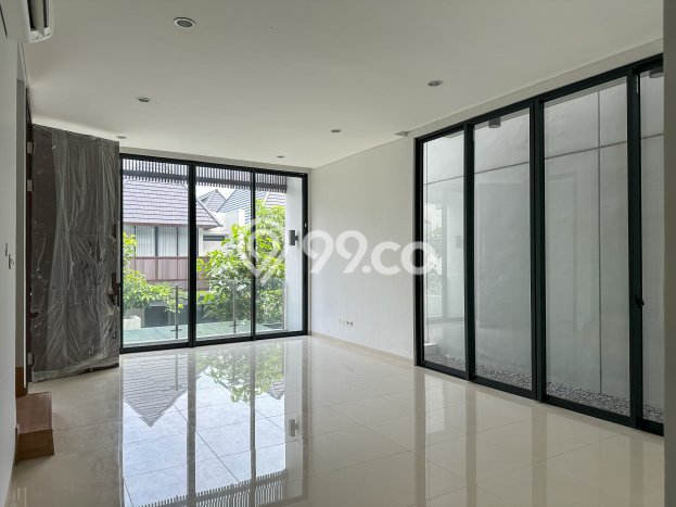 Rumah Luxury Modern Tanpa Renovasi di Lebak Bulus Jakarta Selatan Rumah Luxury Modern Tanpa Renovasi di Lebak Bulus Jakarta Selatan