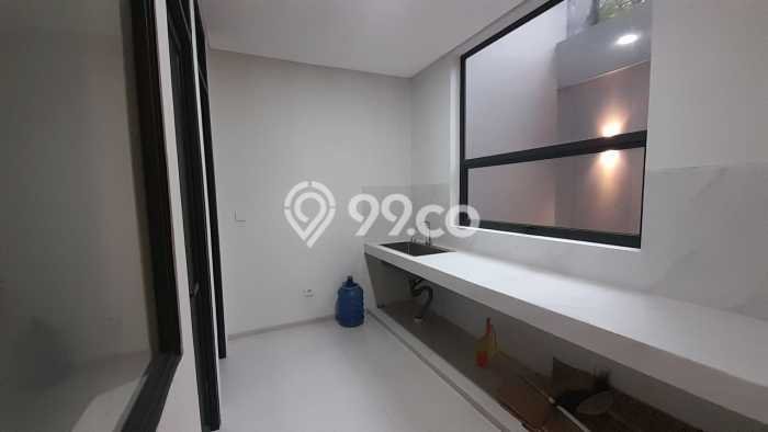 Rumah Elit Modern Tanpa Renovasi di Setra Duta Bandung Rumah Elit Modern Tanpa Renovasi di Setra Duta Bandung