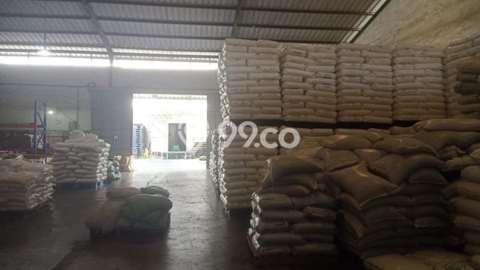 Gudang Bagus LT 2200m2 LB 900m2 Dijual di Padalarang Bandung Barat Gudang Bagus LT 2200m2 LB 900m2 Dijual di Padalarang Bandung Barat