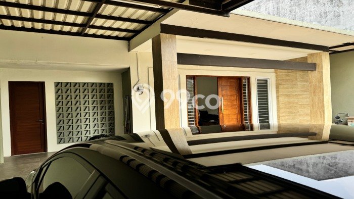 Hunian Mewah Dijual LT 310m2 di Kelapa Gading, Jakarta Utara Hunian Mewah Dijual LT 310m2 di Kelapa Gading, Jakarta Utara
