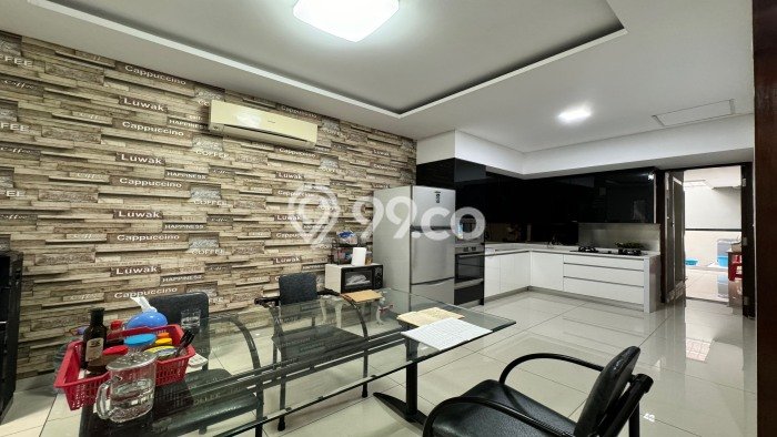 Hunian Mewah Dijual LT 310m2 di Kelapa Gading, Jakarta Utara Hunian Mewah Dijual LT 310m2 di Kelapa Gading, Jakarta Utara