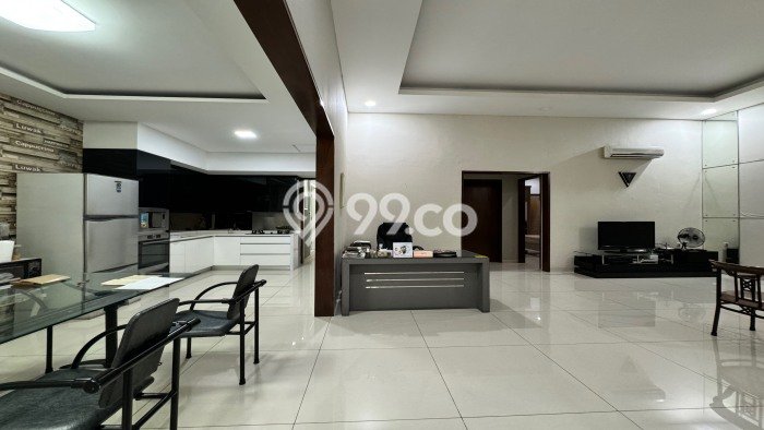 Hunian Mewah Dijual LT 310m2 di Kelapa Gading, Jakarta Utara Hunian Mewah Dijual LT 310m2 di Kelapa Gading, Jakarta Utara
