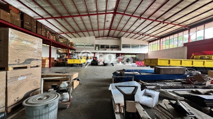 Unit Komersial Dijual di Ciputat Timur Tangerang Selatan Luas Tanah 6658m2, Luas Bangunan 2000m2 Unit Komersial Dijual di Ciputat Timur Tangerang Selatan Luas Tanah 6658m2, Luas Bangunan 2000m2