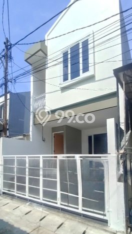 Rumah Strategis Modern Lb 125m2 di Kelapa Gading, Jakarta Utara Rumah Strategis Modern Lb 125m2 di Kelapa Gading, Jakarta Utara
