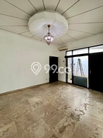Dijual Rumah Premium dengan Fasilitas Sekitar Komplit di Mampang Prapatan, Jakarta Selatan Dijual Rumah Premium dengan Fasilitas Sekitar Komplit di Mampang Prapatan, Jakarta Selatan