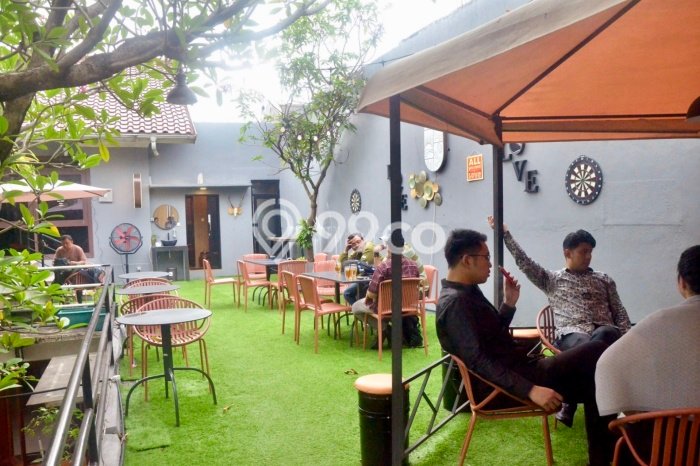 Rumah Elit Modern Siap Huni di Kemang Jakarta Selatan Rumah Elit Modern Siap Huni di Kemang Jakarta Selatan
