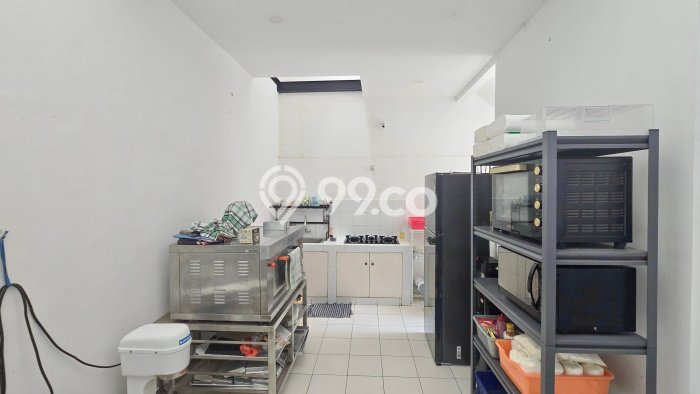Hunian Eksklusif Siap Huni LT 102m2 di Kelapa Gading, Jakarta Utara Hunian Eksklusif Siap Huni LT 102m2 di Kelapa Gading, Jakarta Utara