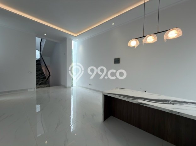 Hunian Elit LB 300m2 Siap Pakai Desain Elegan di Kemang, Jakarta Selatan Hunian Elit LB 300m2 Siap Pakai Desain Elegan di Kemang, Jakarta Selatan