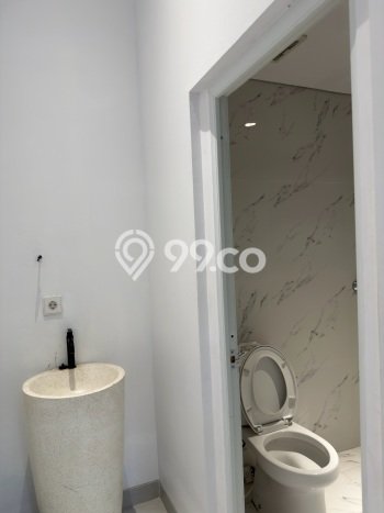 Hunian Elit LB 300m2 Siap Pakai Desain Elegan di Kemang, Jakarta Selatan Hunian Elit LB 300m2 Siap Pakai Desain Elegan di Kemang, Jakarta Selatan