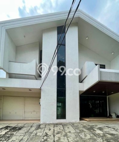 Dijual Rumah Premium dengan Fasilitas Sekitar Komplit di Mampang Prapatan, Jakarta Selatan Dijual Rumah Premium dengan Fasilitas Sekitar Komplit di Mampang Prapatan, Jakarta Selatan