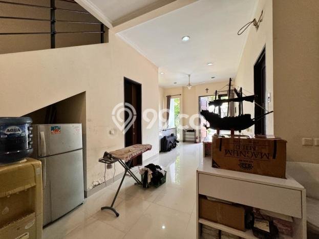 FOR SALE Kost 10 Kamar, 5 Kamar Mandi di Kelapa Dua, Tangerang, Luas 200m2 FOR SALE Kost 10 Kamar, 5 Kamar Mandi di Kelapa Dua, Tangerang, Luas 200m2