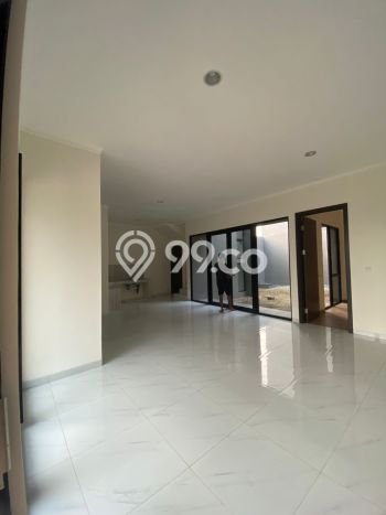 Rumah Minimalis 4 KT di Suvarna Sutera Tangerang Rumah Minimalis 4 KT di Suvarna Sutera Tangerang