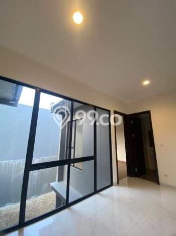 Rumah Minimalis 4 KT di Suvarna Sutera Tangerang Rumah Minimalis 4 KT di Suvarna Sutera Tangerang