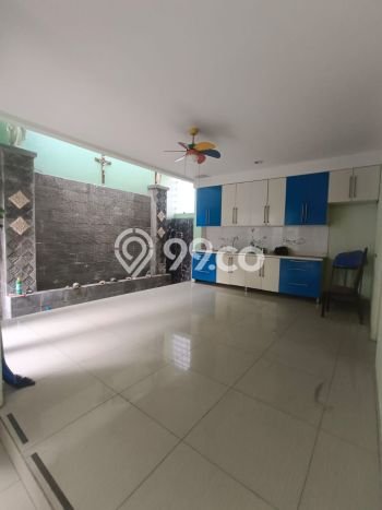 Siap Huni Rumah Mewah 4 Kamar di Karawaci Dekat ke Mana Saja Siap Huni Rumah Mewah 4 Kamar di Karawaci Dekat ke Mana Saja