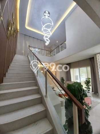 Hunian Elit LB 284m2 Siap Pakai Desain Elegan di Gading Serpong, Tangerang Hunian Elit LB 284m2 Siap Pakai Desain Elegan di Gading Serpong, Tangerang