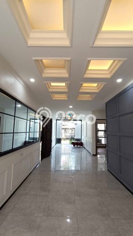 For Sale! Luxury House LT 200m2 Desain Elegan di Araya For Sale! Luxury House LT 200m2 Desain Elegan di Araya