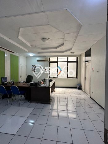 Area Ramai! Komersial Dijual di Blimbing untuk Bisnis Luas Bangunan 939m2 Area Ramai! Komersial Dijual di Blimbing untuk Bisnis Luas Bangunan 939m2